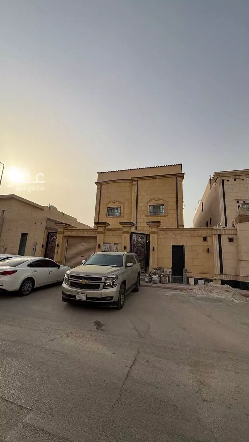 فيلا للبيع في شارع الصلاح, حي الأندلس, مدينة الرياض, منطقة الرياض 1 صورة