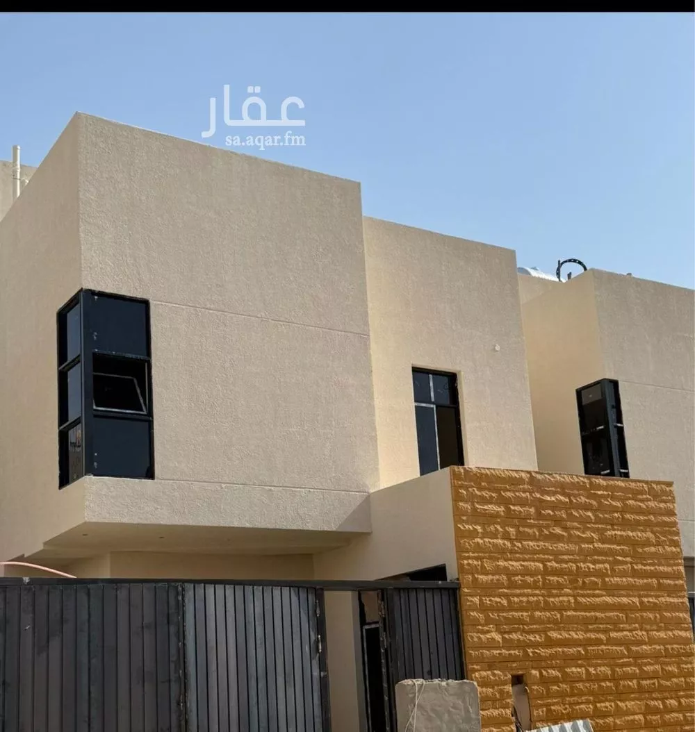 فيلا للبيع في شارع أبي المعالي أحمد الخازن, حي الربوة, مدينة الرياض, منطقة الرياض 1 صورة