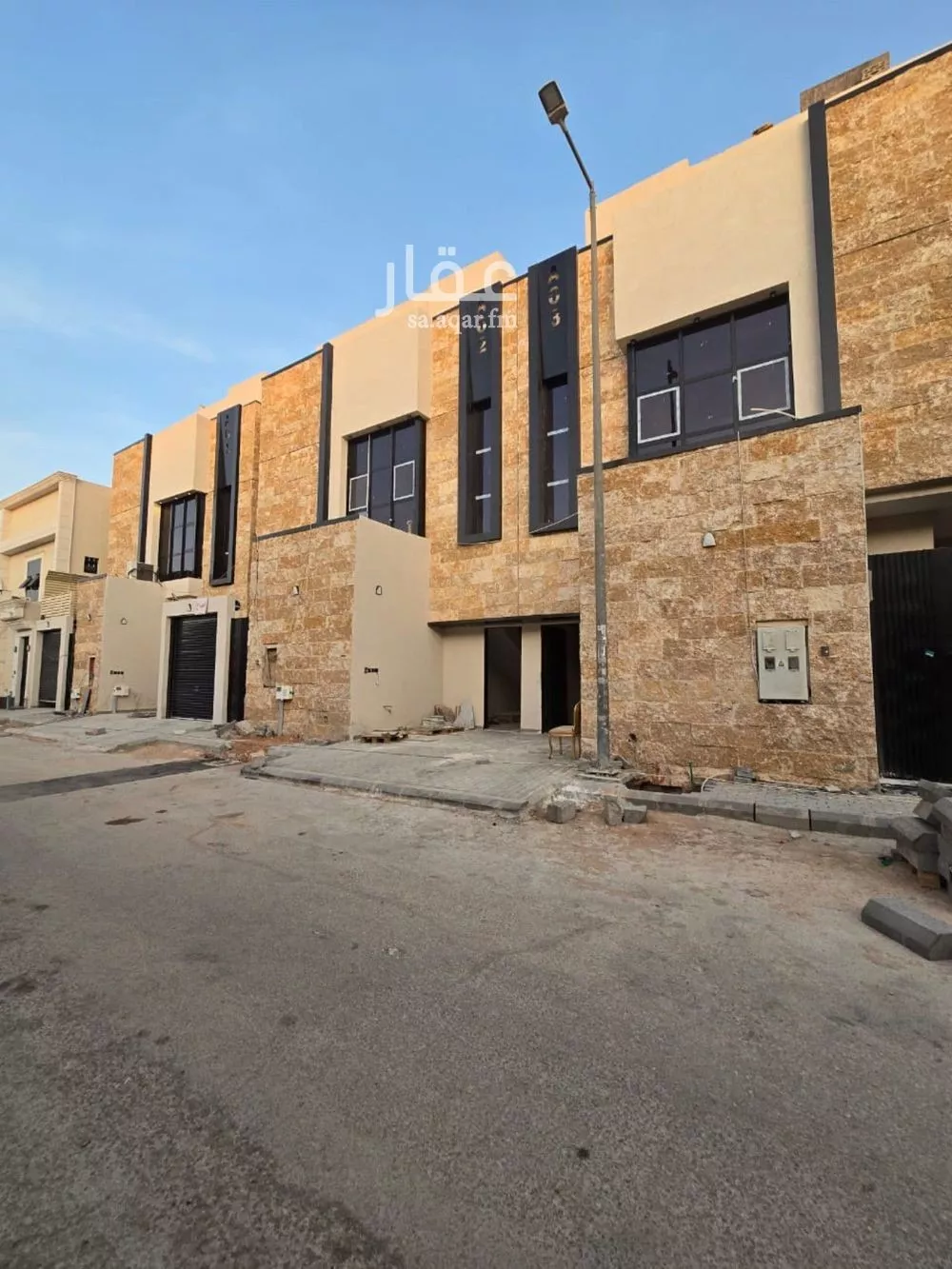 دور للبيع في شارع الشيخ عبدالعزيز بن عبدالرحمن بن بشر, حي الخليج, مدينة الرياض, منطقة الرياض 1 صورة