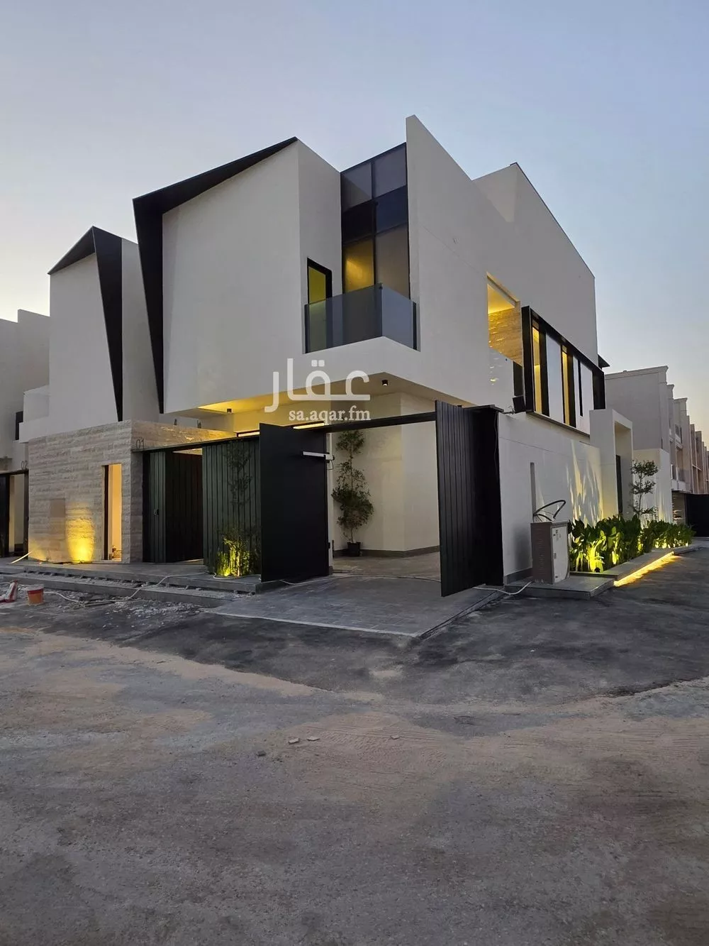 فيلا للبيع في شارع النرجس, حي النرجس, مدينة الرياض, منطقة الرياض 1 صورة