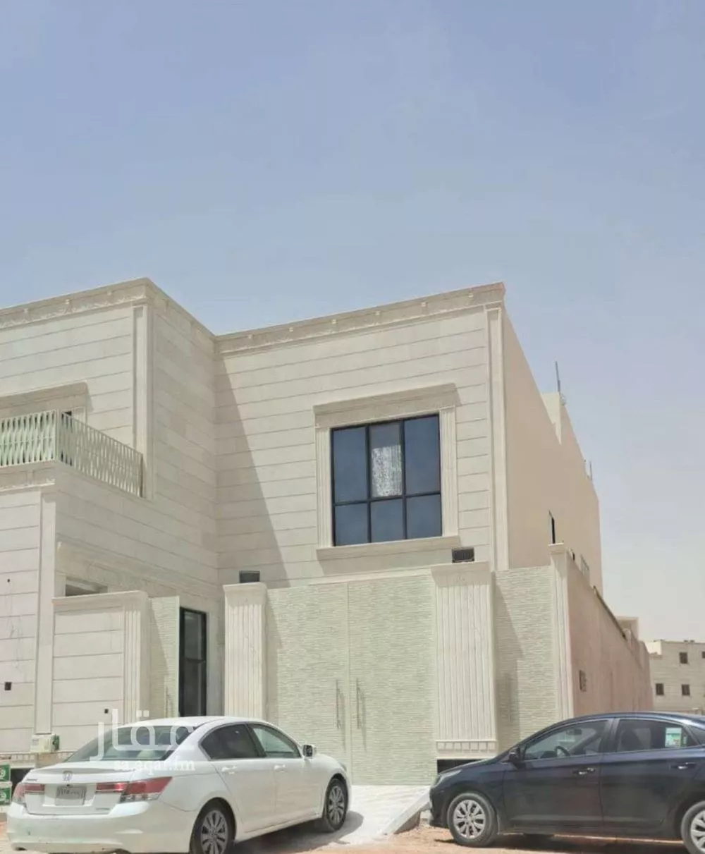 فيلا للبيع في شارع عزت خطاب, حي الرمال, مدينة الرياض, منطقة الرياض 1 صورة