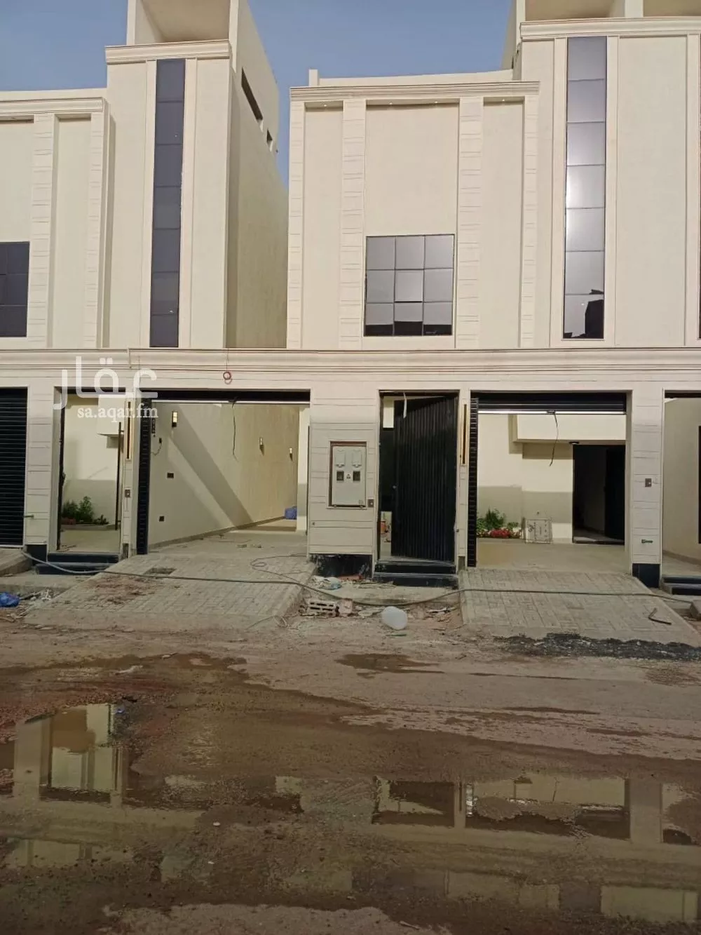 دور للبيع في شارع شجره الدر, حي طويق, مدينة الرياض, منطقة الرياض 1 صورة