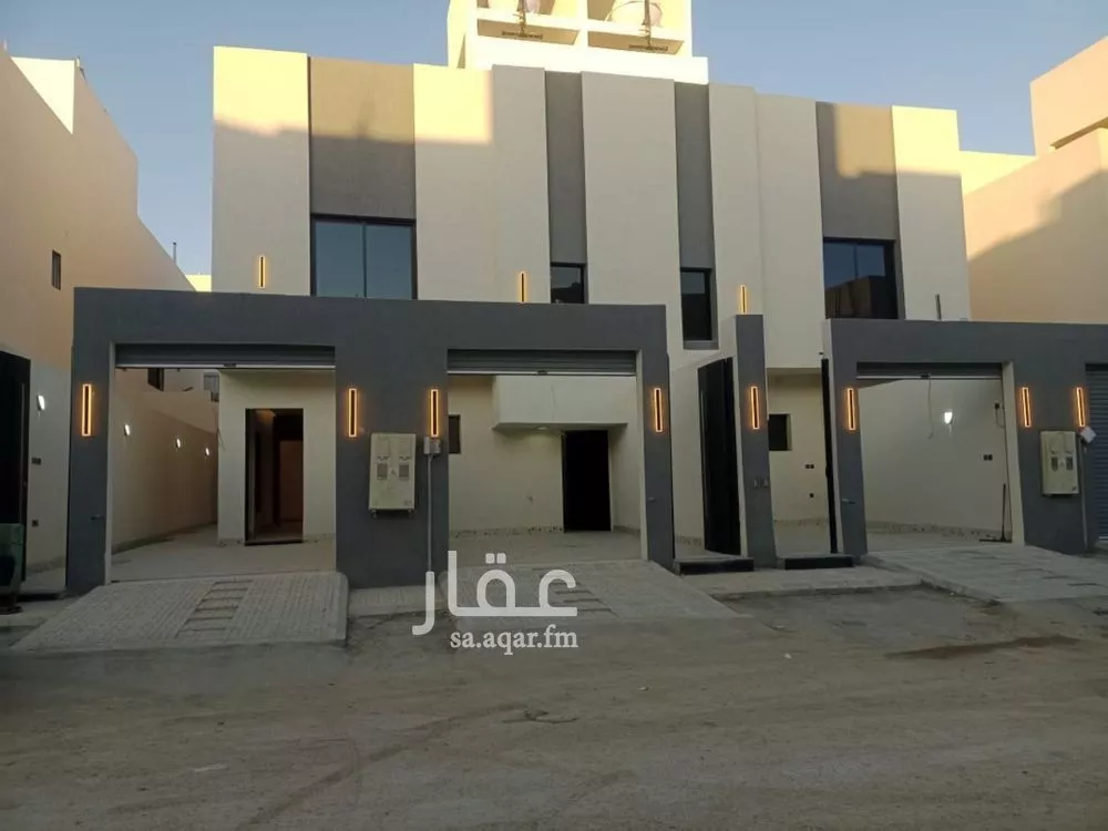 دور للبيع في شارع رقم 60, حي بدر, مدينة الرياض, منطقة الرياض 1 صورة
