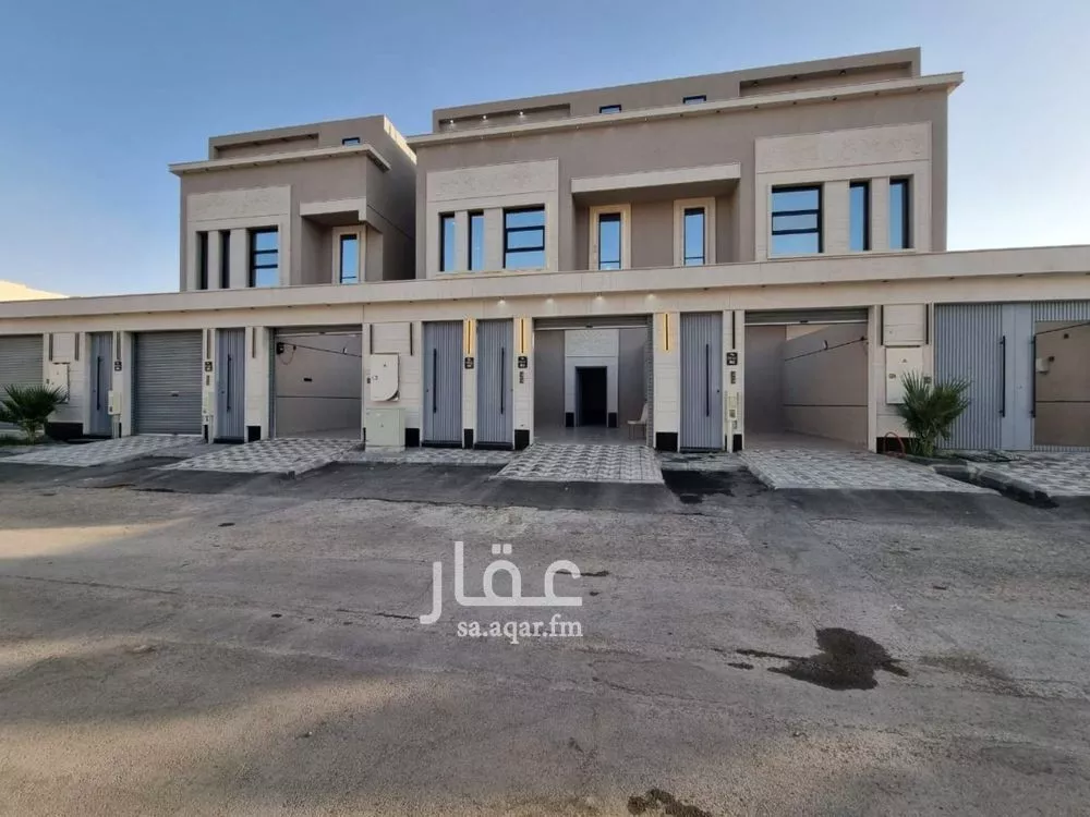 دور للبيع في شارع محمد الرهبيني, حي العوالي, مدينة الرياض, منطقة الرياض 1 صورة