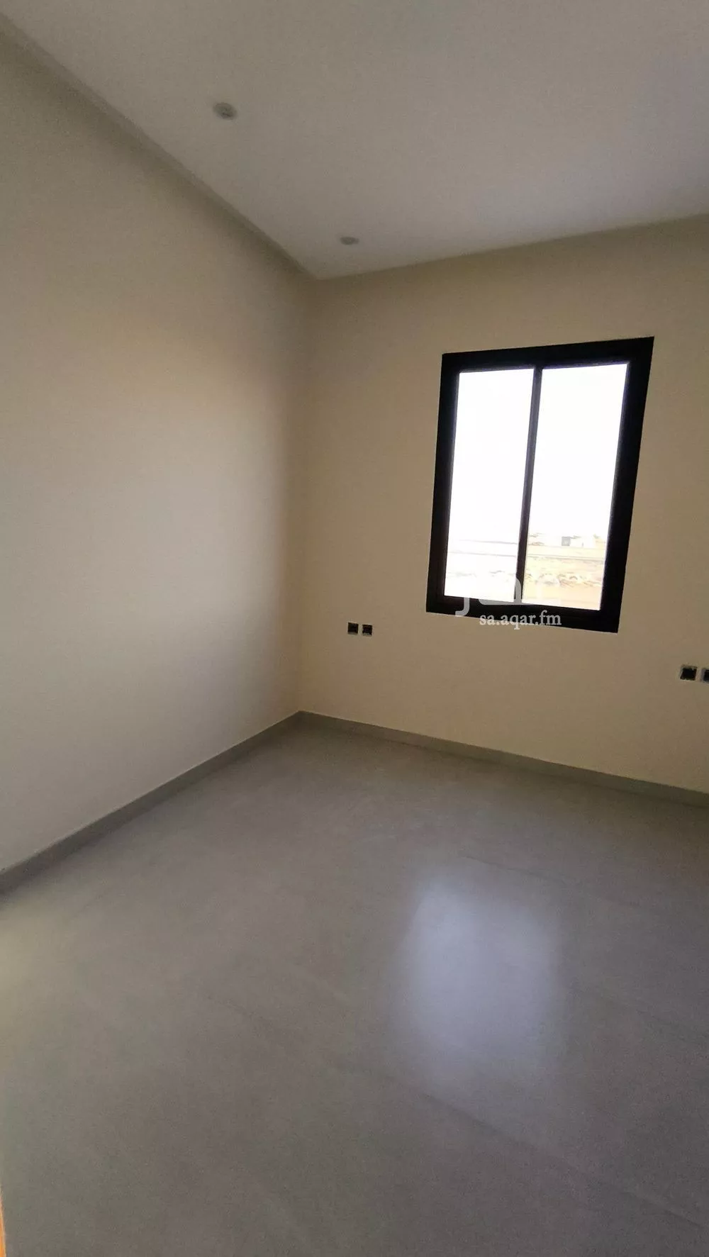 دور للبيع في شارع عريض , حي عريض, مدينة الرياض, منطقة الرياض 1 صورة