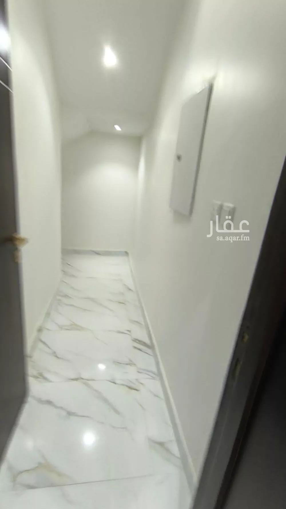 فيلا للبيع في شارع صالح الخزرجي, حي العريجاء, مدينة الرياض, منطقة الرياض 1 صورة