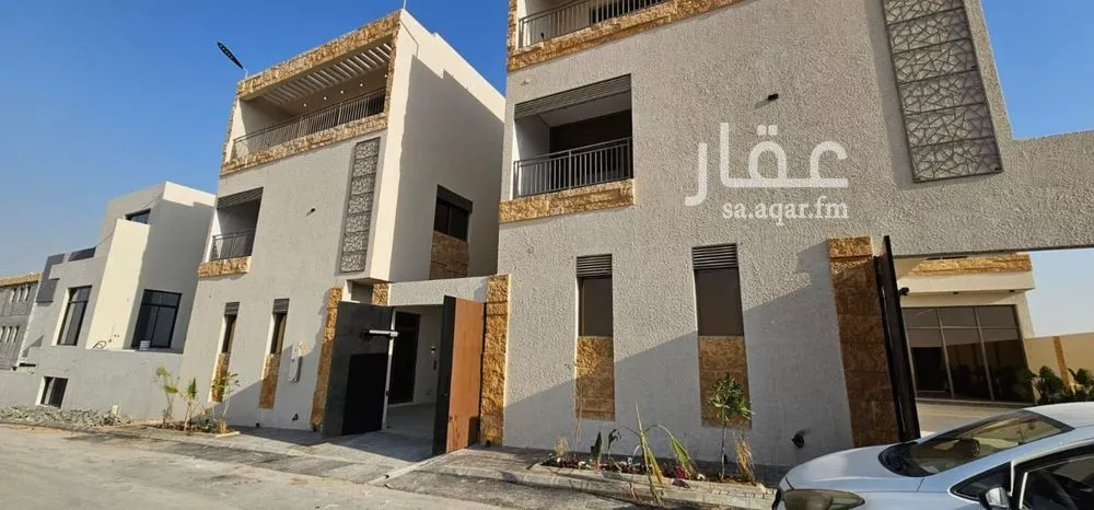 فيلا للبيع في شارع أبي عامر الأشعري, حي المهدية, مدينة الرياض, منطقة الرياض 1 صورة
