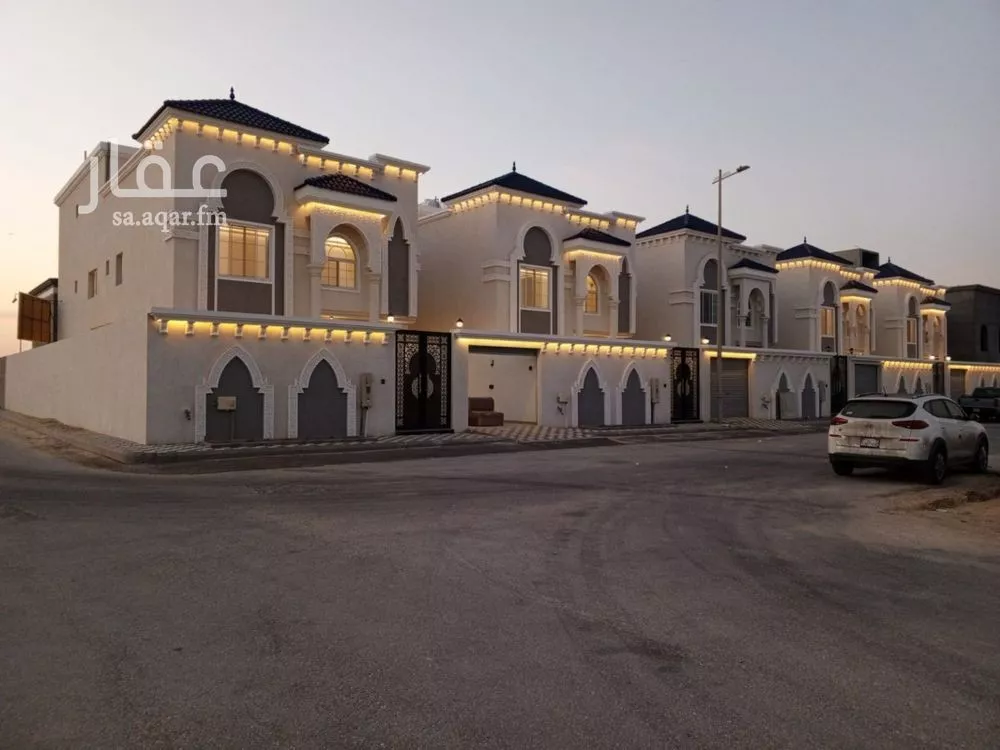 فيلا للبيع في شارع عين دار, حي الصواري, مدينة الخبر, المنطقة الشرقية 1 صورة