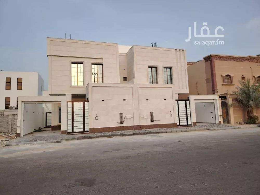 فيلا للبيع في شارع الحارث بن مرة, حي الشراع, مدينة الخبر, المنطقة الشرقية 1 صورة