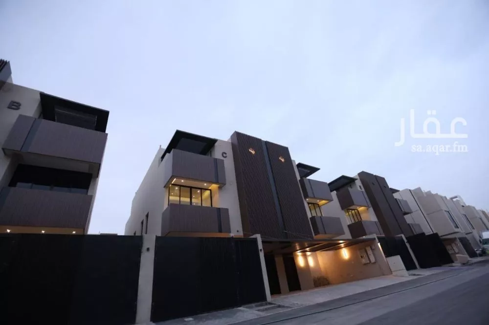 دور للبيع في شارع محمد السلمانى, حي الرمال, مدينة الرياض, منطقة الرياض 1 صورة