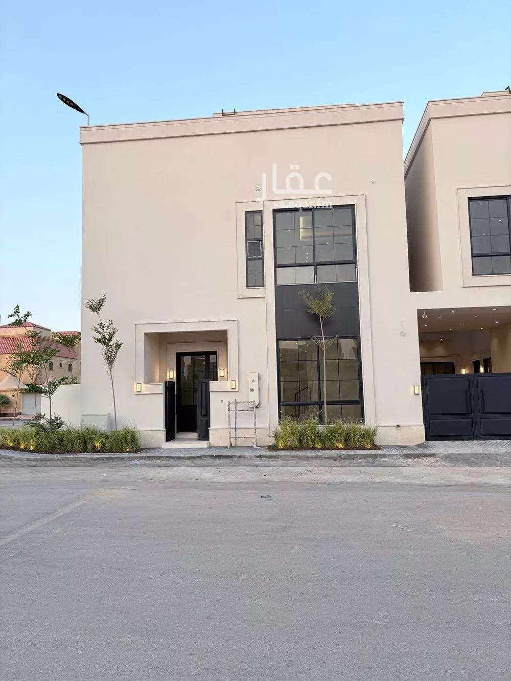 فيلا للبيع في شارع قطب الدين بن السلطان, حي المهدية, مدينة الرياض, منطقة الرياض 1 صورة