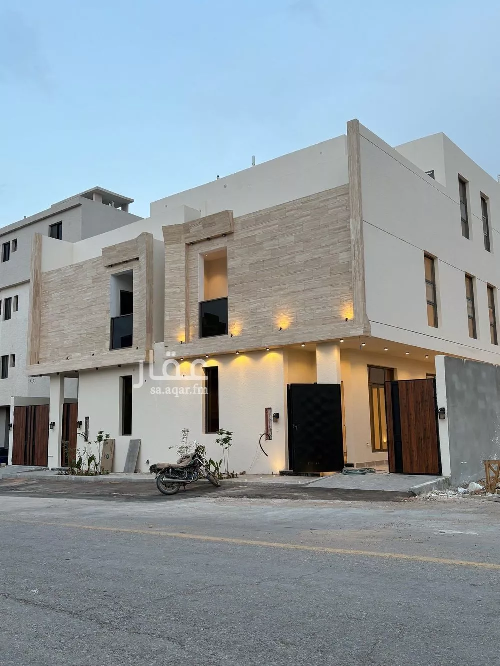 فيلا للبيع في شارع إبرهيم بن أحمد البرهان, حي المهدية, مدينة الرياض, منطقة الرياض 1 صورة