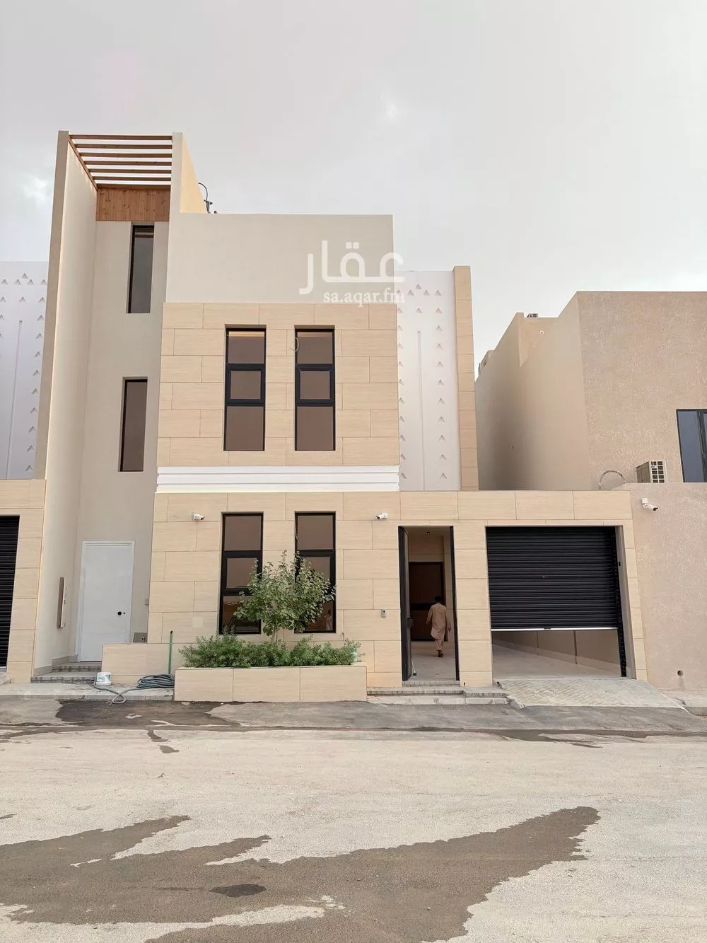 فيلا للبيع في شارع أبي المحاسن النحوي, حي المهدية, مدينة الرياض, منطقة الرياض 1 صورة