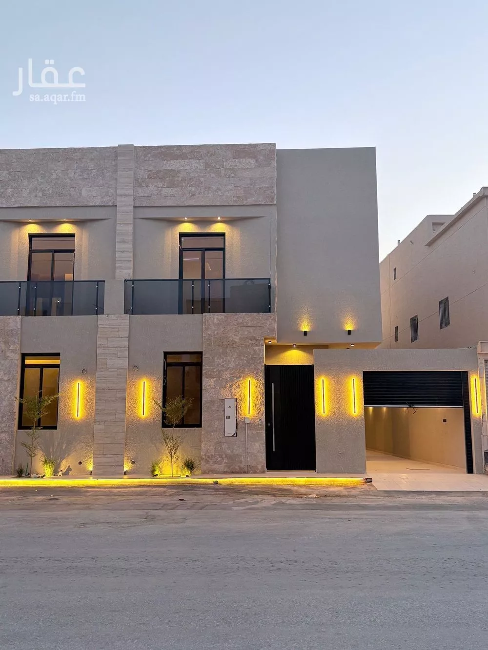 فيلا للبيع في شارع أحمد بن الحسن الأنصاري, حي المهدية, مدينة الرياض, منطقة الرياض 1 صورة