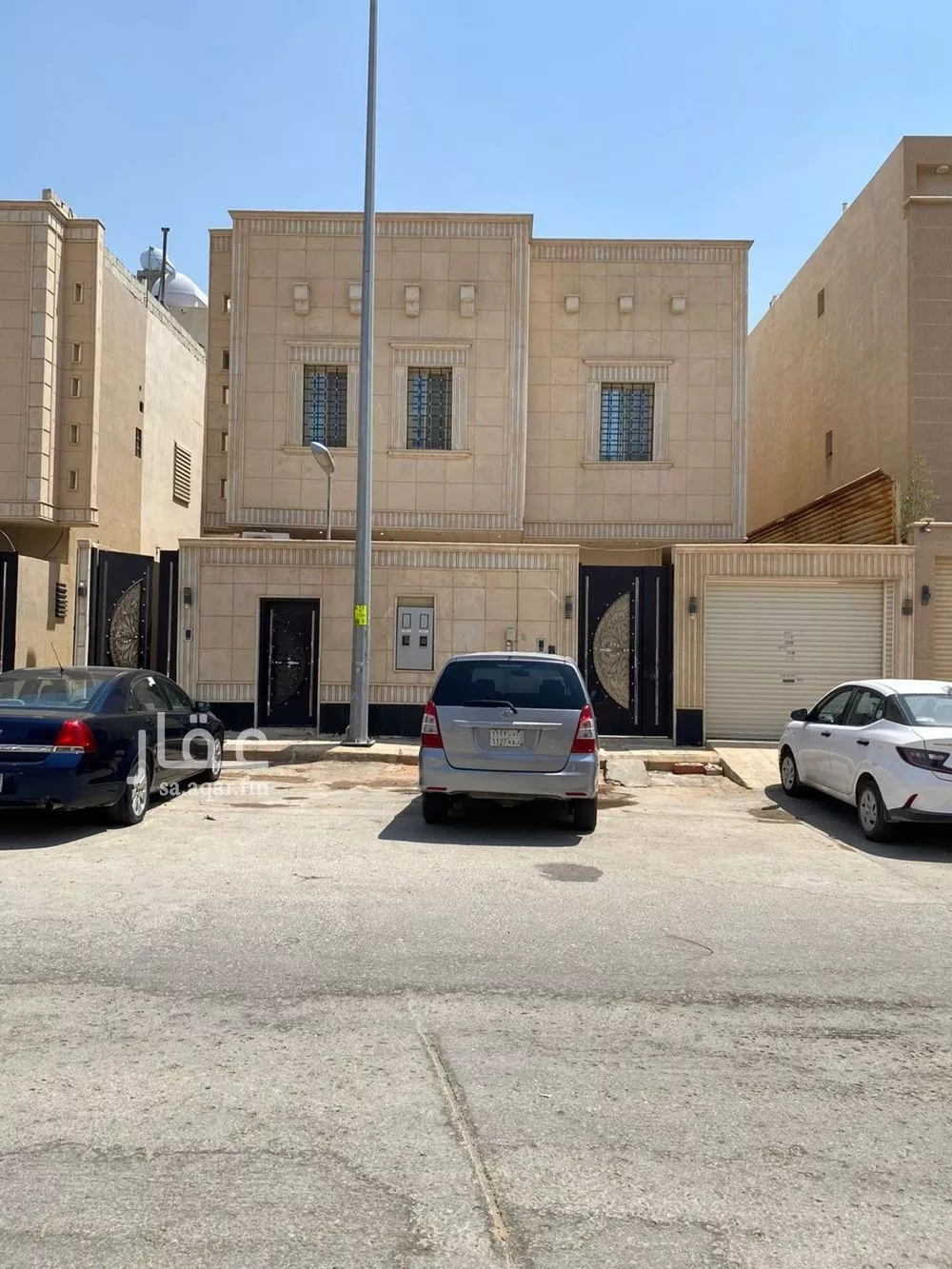 فيلا للبيع في شارع أحمد بن محمد القطان, حي العارض, مدينة الرياض, منطقة الرياض 1 صورة