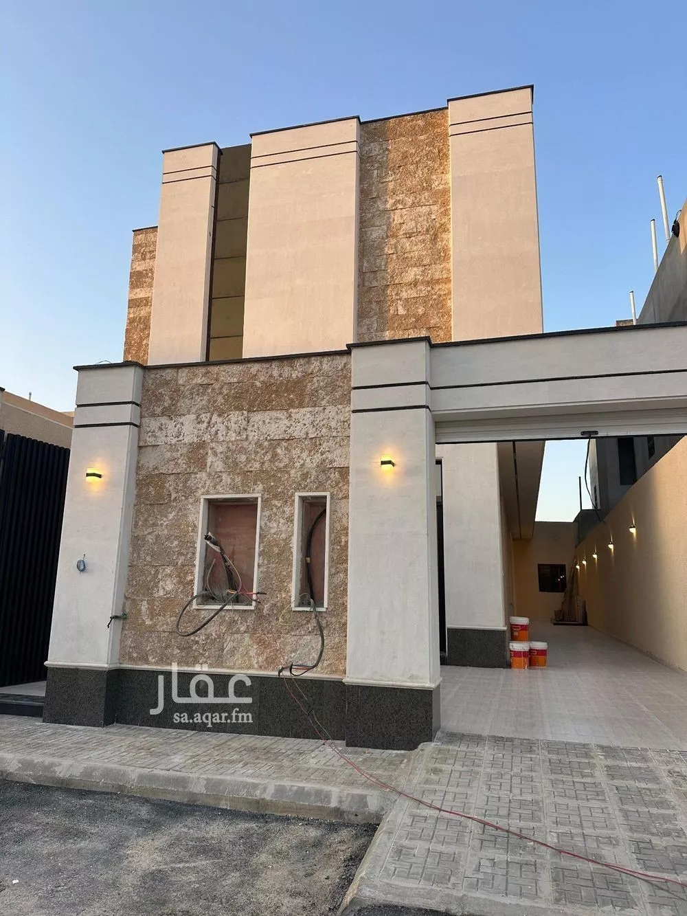 دور للبيع في شارع إبراهيم التيمي, حي البيان, مدينة الرياض, منطقة الرياض 1 صورة