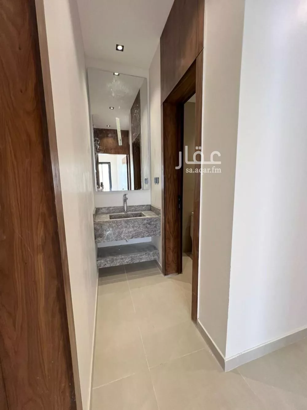 دور للبيع في شارع الصفار الذهبي, حي عكاظ, مدينة الرياض, منطقة الرياض 1 صورة
