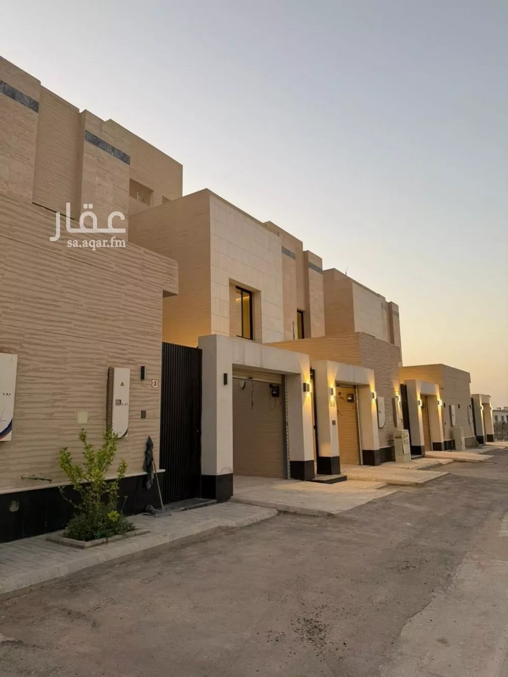 دور للبيع في شارع حنظلة الجمحي, حي البيان, مدينة الرياض, منطقة الرياض 1 صورة