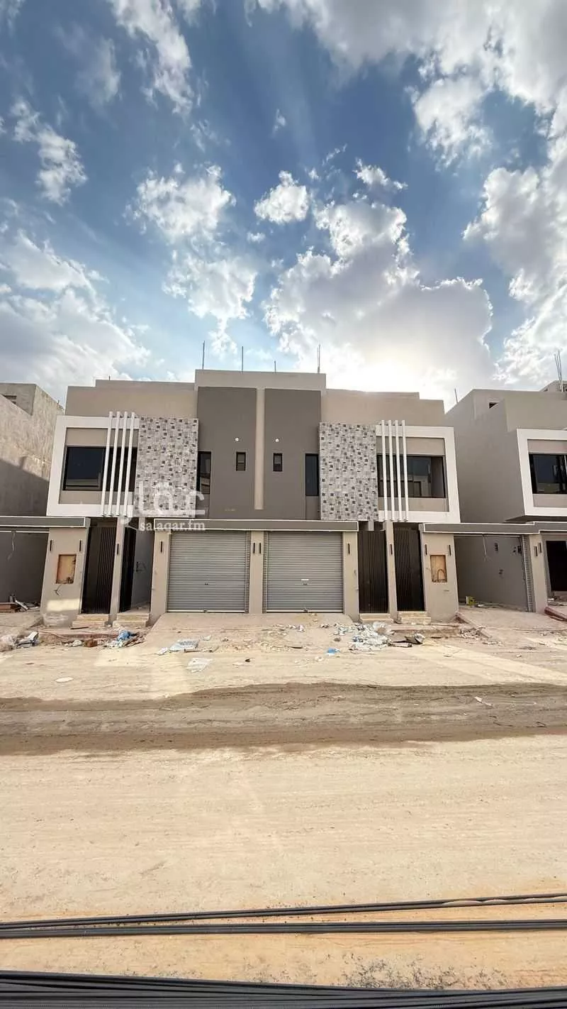 دور للبيع في شارع عبدالله السديس, حي بدر, مدينة الرياض, منطقة الرياض 1 صورة