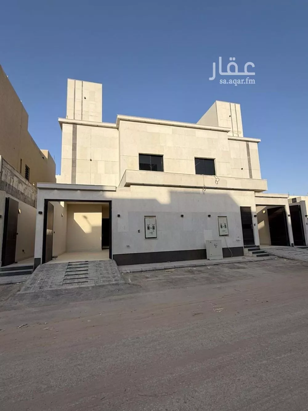 فيلا للبيع في شارع سعد بن صبيح, حي الجنادرية, مدينة الرياض, منطقة الرياض 1 صورة