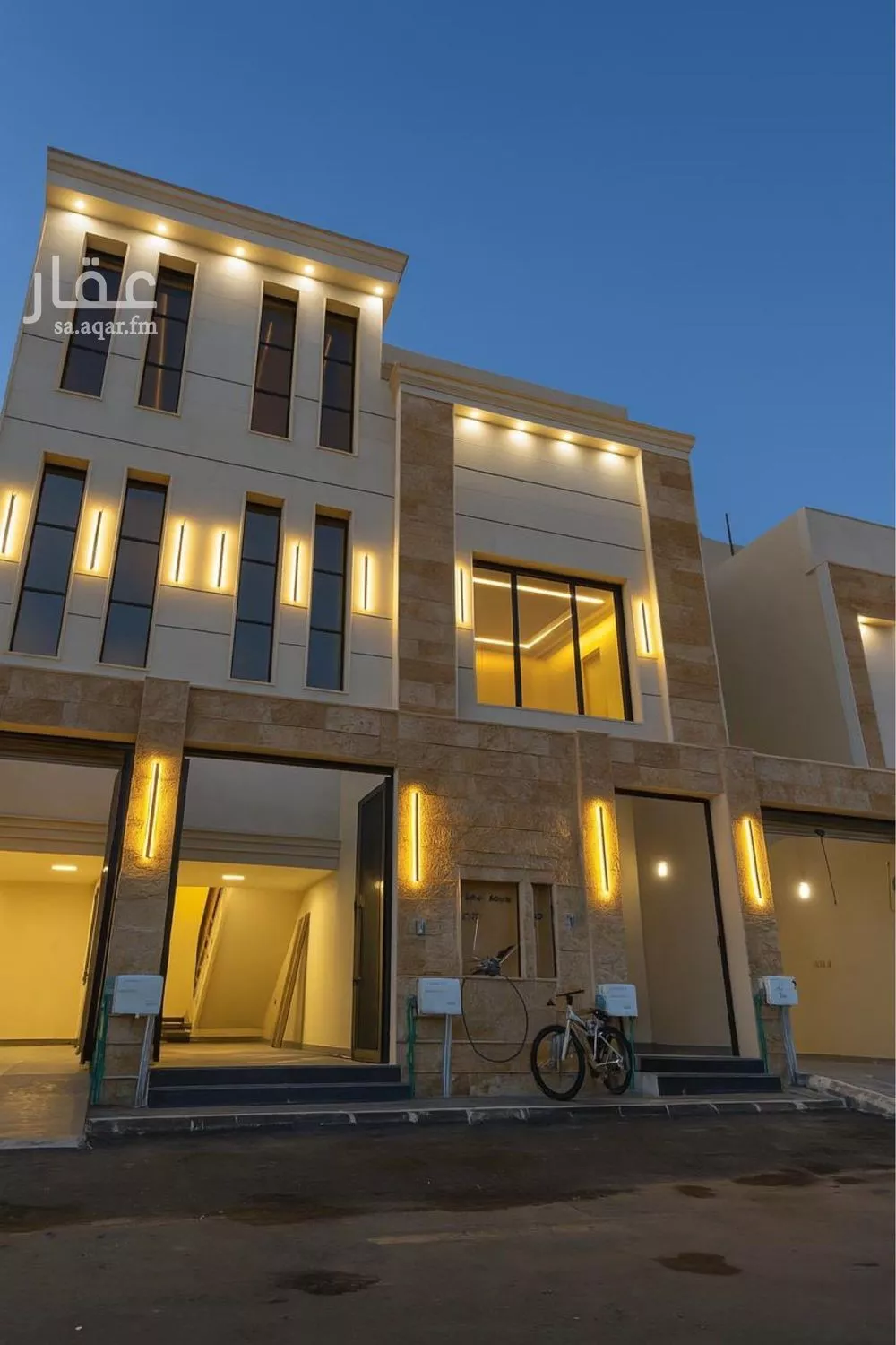 دور للبيع في حي الجنادرية, مدينة الرياض, منطقة الرياض 1 صورة