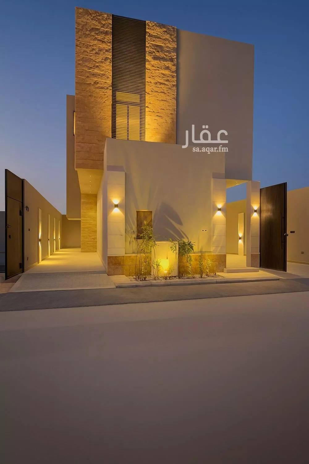 فيلا للبيع في شارع إبراهيم الهروي, حي المرجان, مدينة الرياض, منطقة الرياض 1 صورة