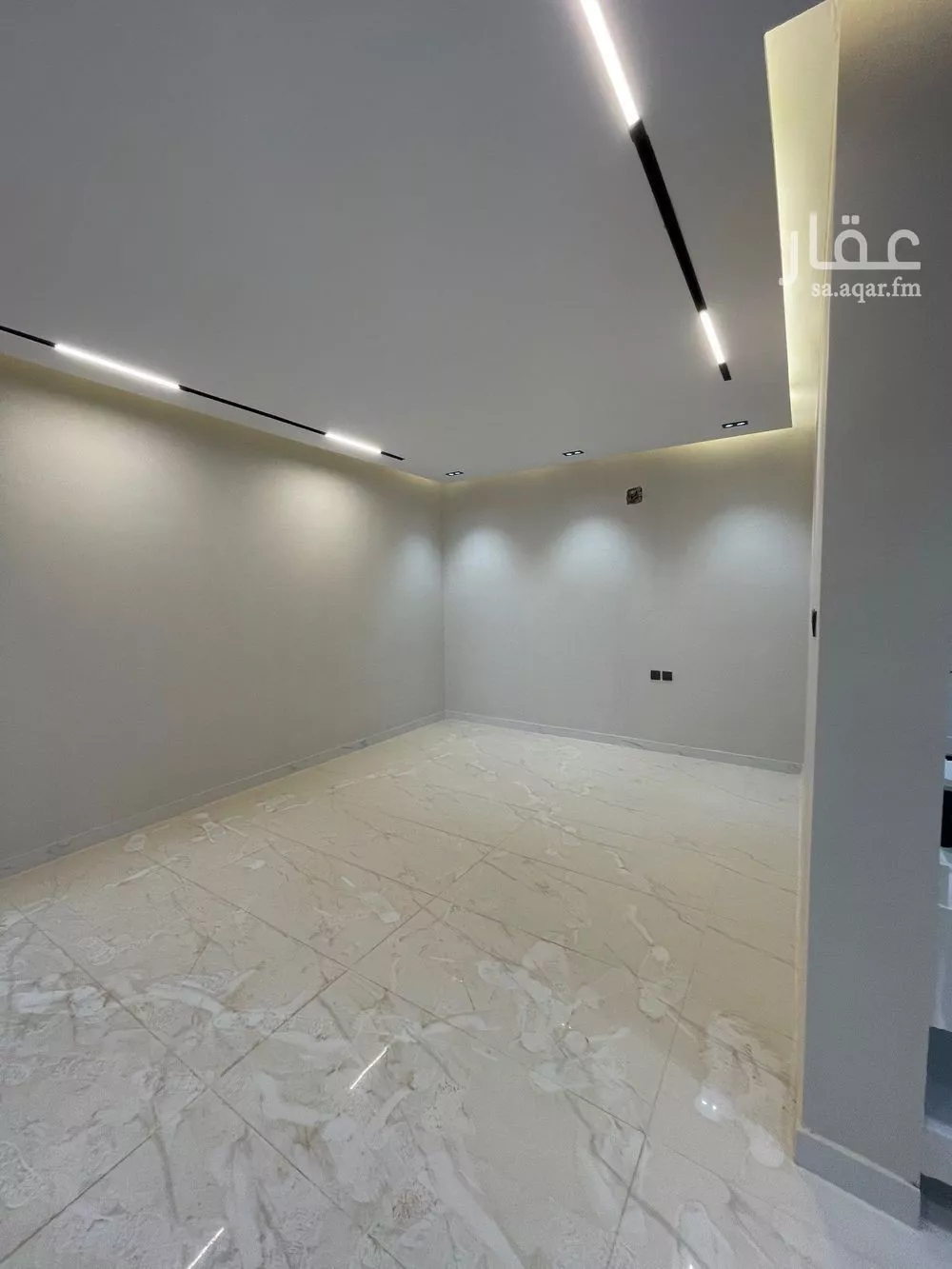 شقة للبيع في شارع طريق خريص, حي الجنادرية, مدينة الرياض, منطقة الرياض 1 صورة