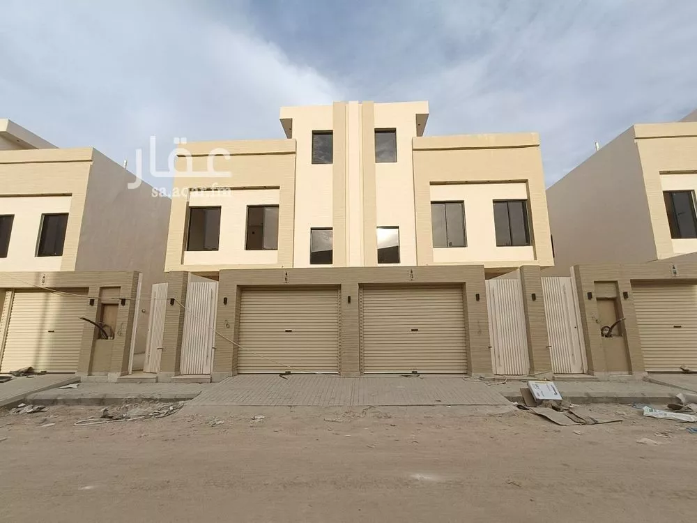 دور للبيع في شارع غالية البقمية, حي عكاظ, مدينة الرياض, منطقة الرياض 1 صورة