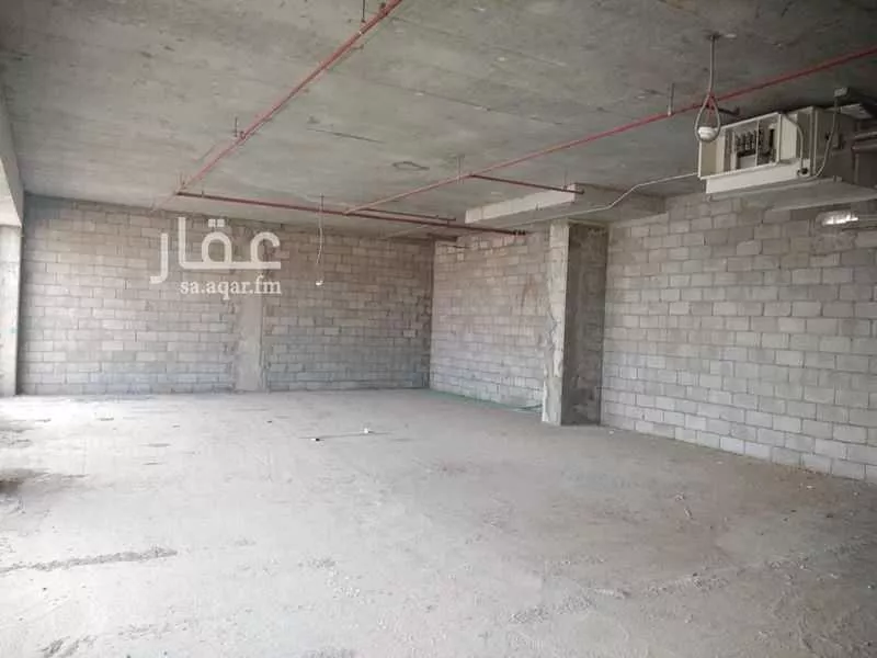 مكتب تجاري للإيجار في شارع الملك فيصل بن عبدالعزيز الفرعي, حي طيبة, مدينة الجبيل, المنطقة الشرقية 1 صورة