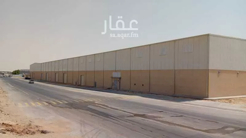 مستودع للإيجار في شارع سعد بن عبيد الاوسي, حي الدار البيضاء, مدينة الرياض, منطقة الرياض 1 صورة