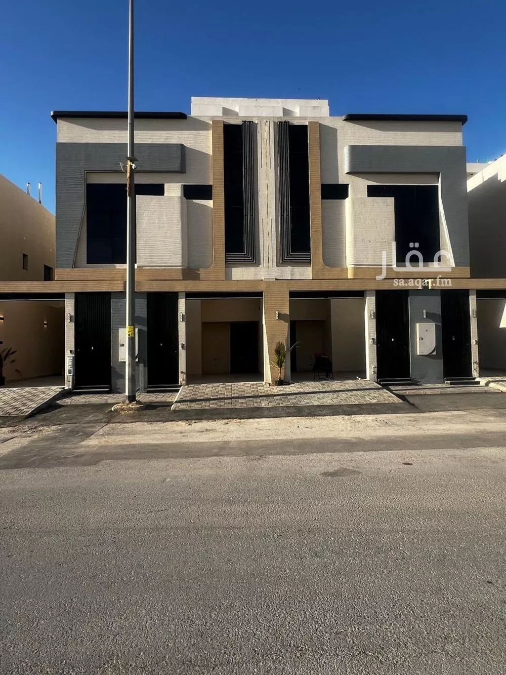 دور للبيع في شارع عذبة, حي طيبة, مدينة الرياض, منطقة الرياض 1 صورة