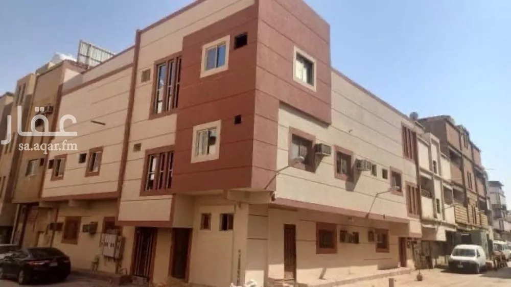 عمارة للبيع في شارع زياد الحارثي, حي منفوحة, مدينة الرياض, منطقة الرياض 1 صورة