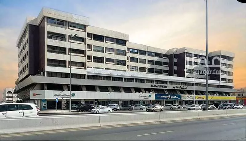 عمارة للإيجار في شارع الامير محمد بن عبدالعزيز الفرعي, حي العزيزية, مدينة جدة, منطقة مكة المكرمة 1 صورة