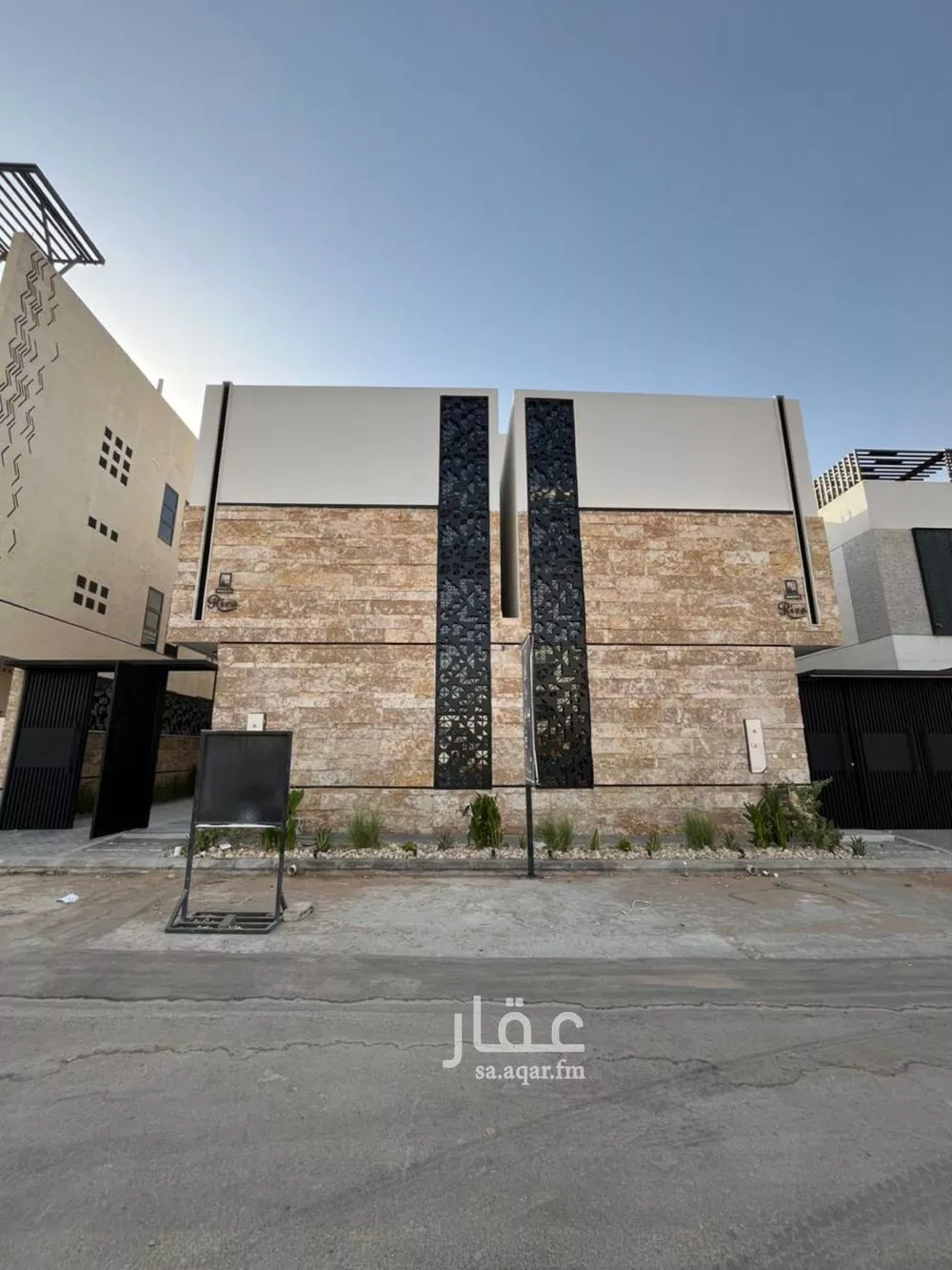 فيلا للبيع في شارع أبي الحسن الأسفرائيني, حي المهدية, مدينة الرياض, منطقة الرياض 1 صورة