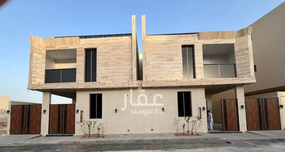 فيلا للبيع في شارع أحمد المطاع, حي المهدية, مدينة الرياض, منطقة الرياض 1 صورة