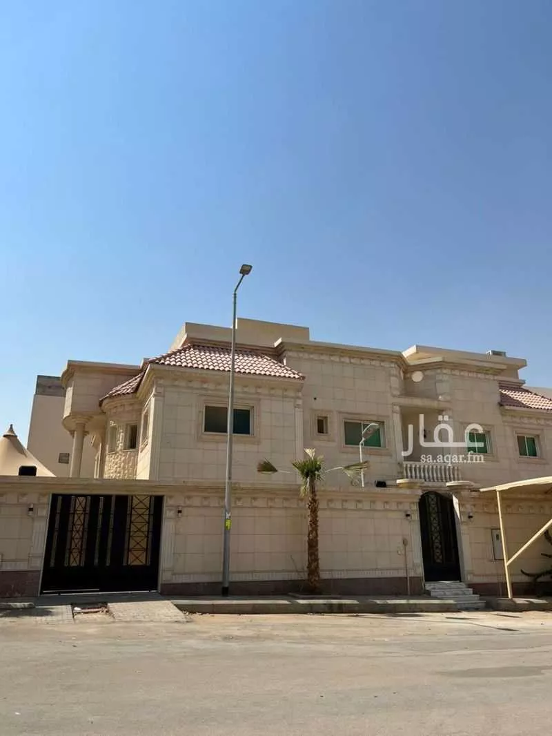 فيلا للبيع في شارع عبدالله بن المقفع, حي عرقة, مدينة الرياض, منطقة الرياض 1 صورة