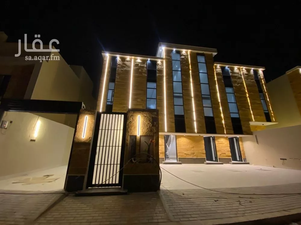 دور للبيع في شارع سديرة, حي عكاظ, مدينة الرياض, منطقة الرياض 1 صورة