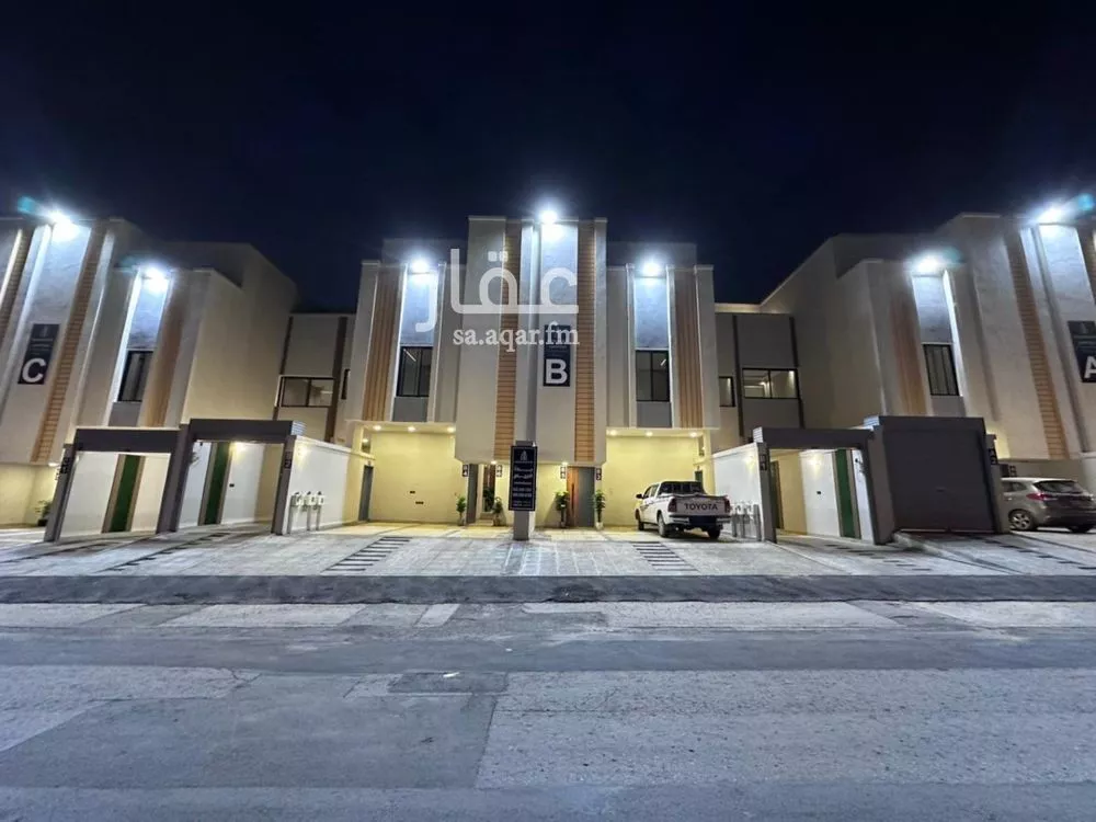 دور للبيع في شارع ابن شاكر, حي طيبة, مدينة الرياض, منطقة الرياض 1 صورة