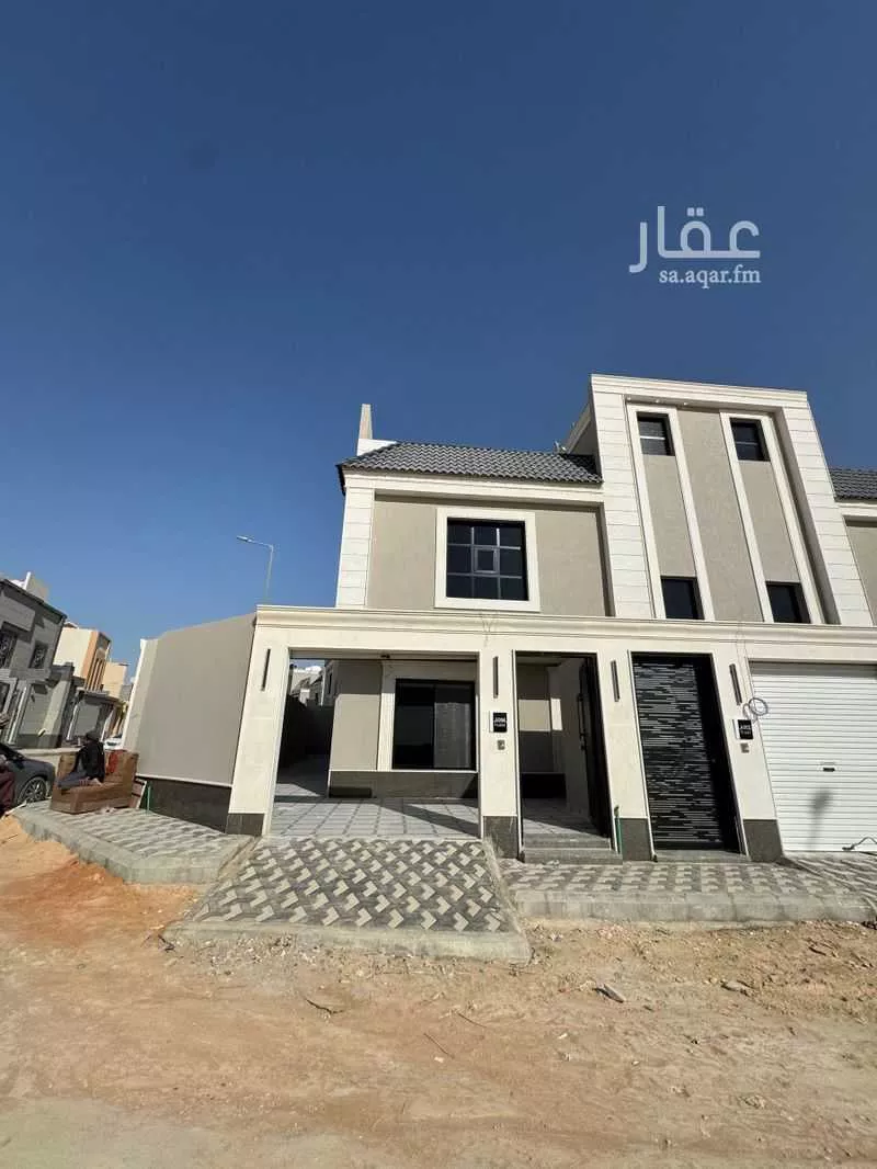 دور للبيع في شارع العويقلية, حي طيبة, مدينة الرياض, منطقة الرياض 1 صورة