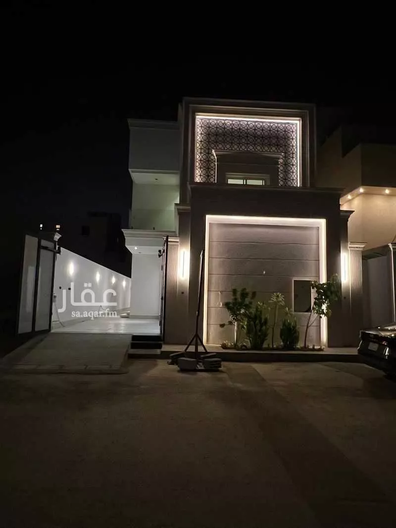 فيلا للبيع في شارع محمد بن القيسي, حي العارض, مدينة الرياض, منطقة الرياض 1 صورة