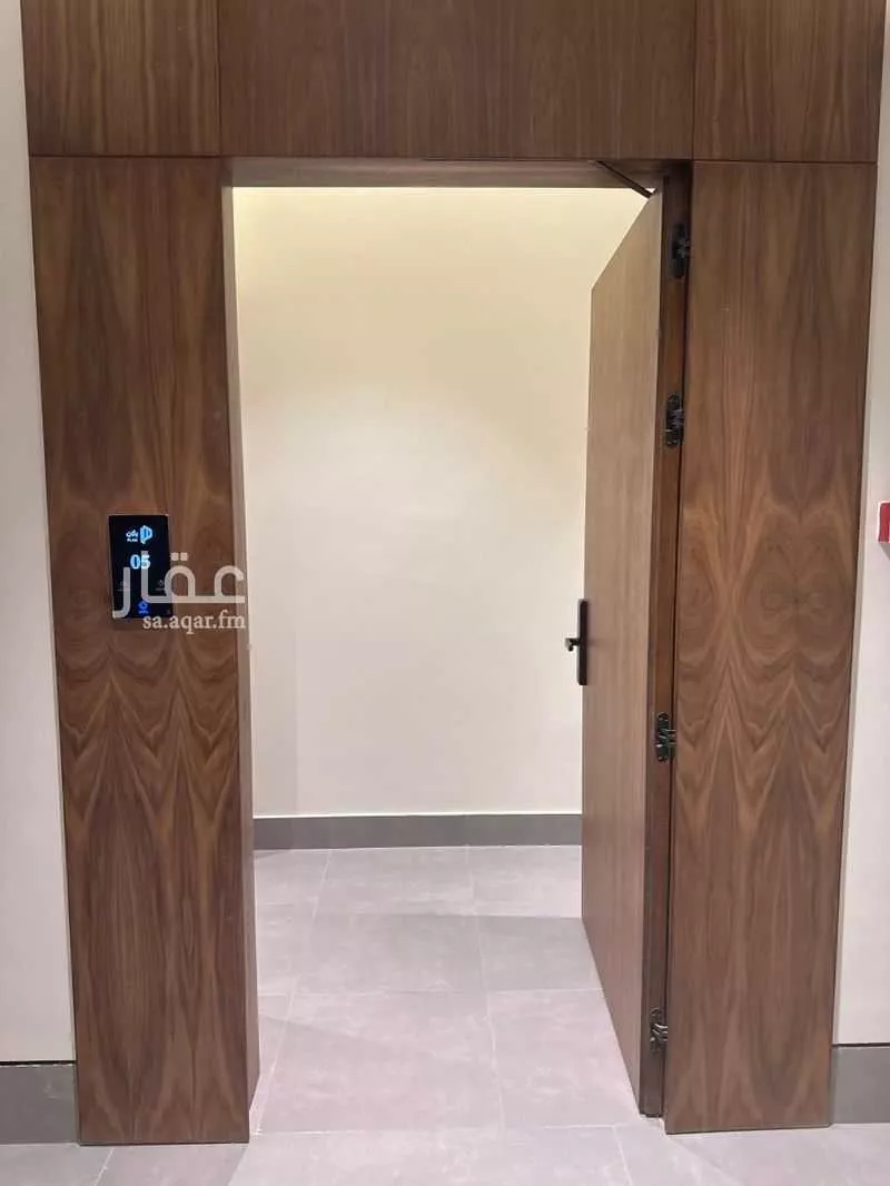 شقة للإيجار في شارع معاوية بن ابي سفيان, حي ظهرة البديعة, مدينة الرياض, منطقة الرياض 1 صورة