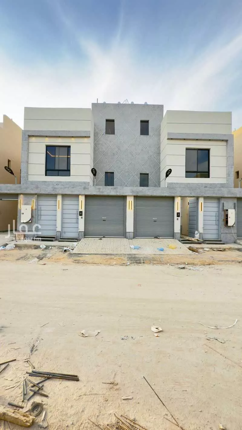 دور للبيع في شارع عبدالكريم الانصاري, حي بدر, مدينة الرياض, منطقة الرياض 1 صورة