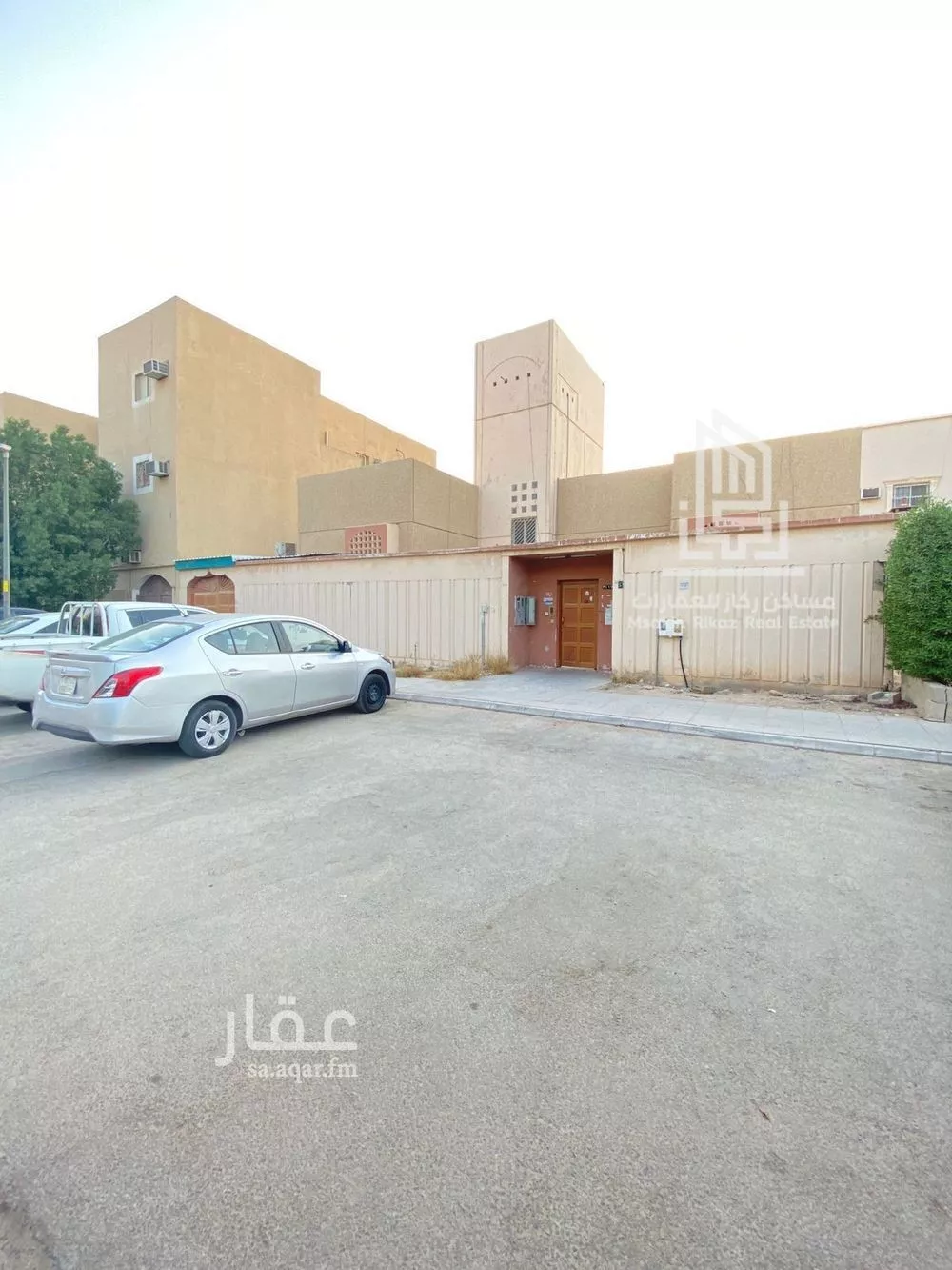 فيلا للبيع في شارع أحمد بن أبان, حي الإسكان, مدينة الرياض, منطقة الرياض 1 صورة