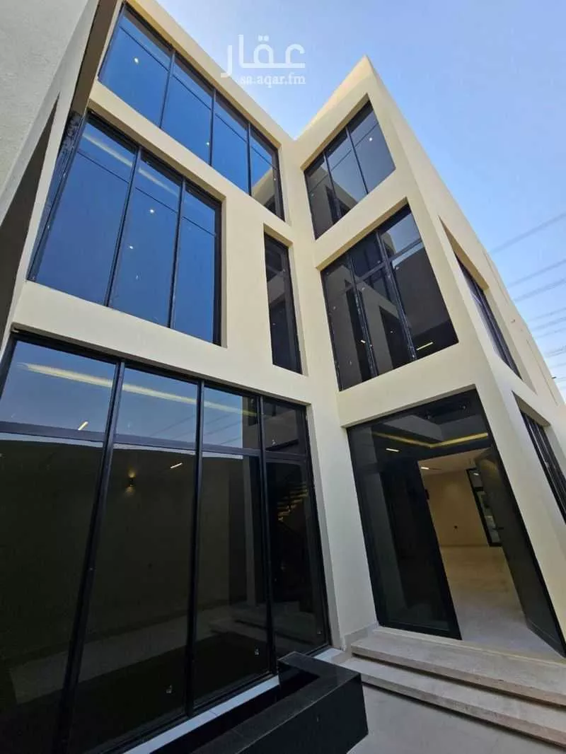 فيلا للبيع في شارع تونس, حي الرحمانية, مدينة جدة, منطقة مكة المكرمة 1 صورة