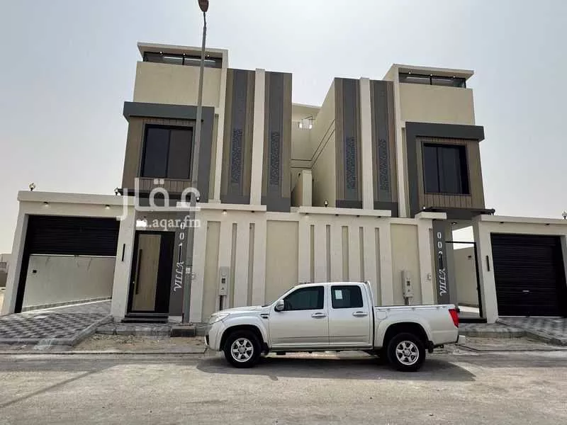فيلا للبيع في شارع عبد العزيز بن رفيع ، حي الدانة ، الهفوف‎ ، الاحساء 1 صورة