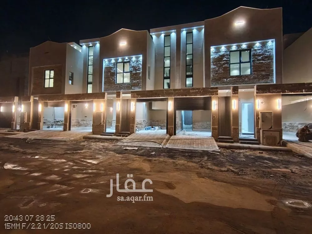 دور للبيع في شارع التوحيد, حي العوالي, مدينة الرياض, منطقة الرياض 1 صورة