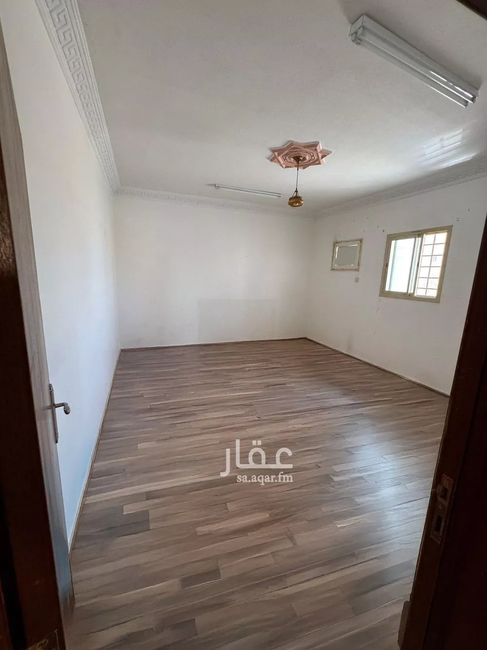 عمارة للإيجار في شارع جبل علي, حي غرناطة, مدينة الرياض, منطقة الرياض 1 صورة