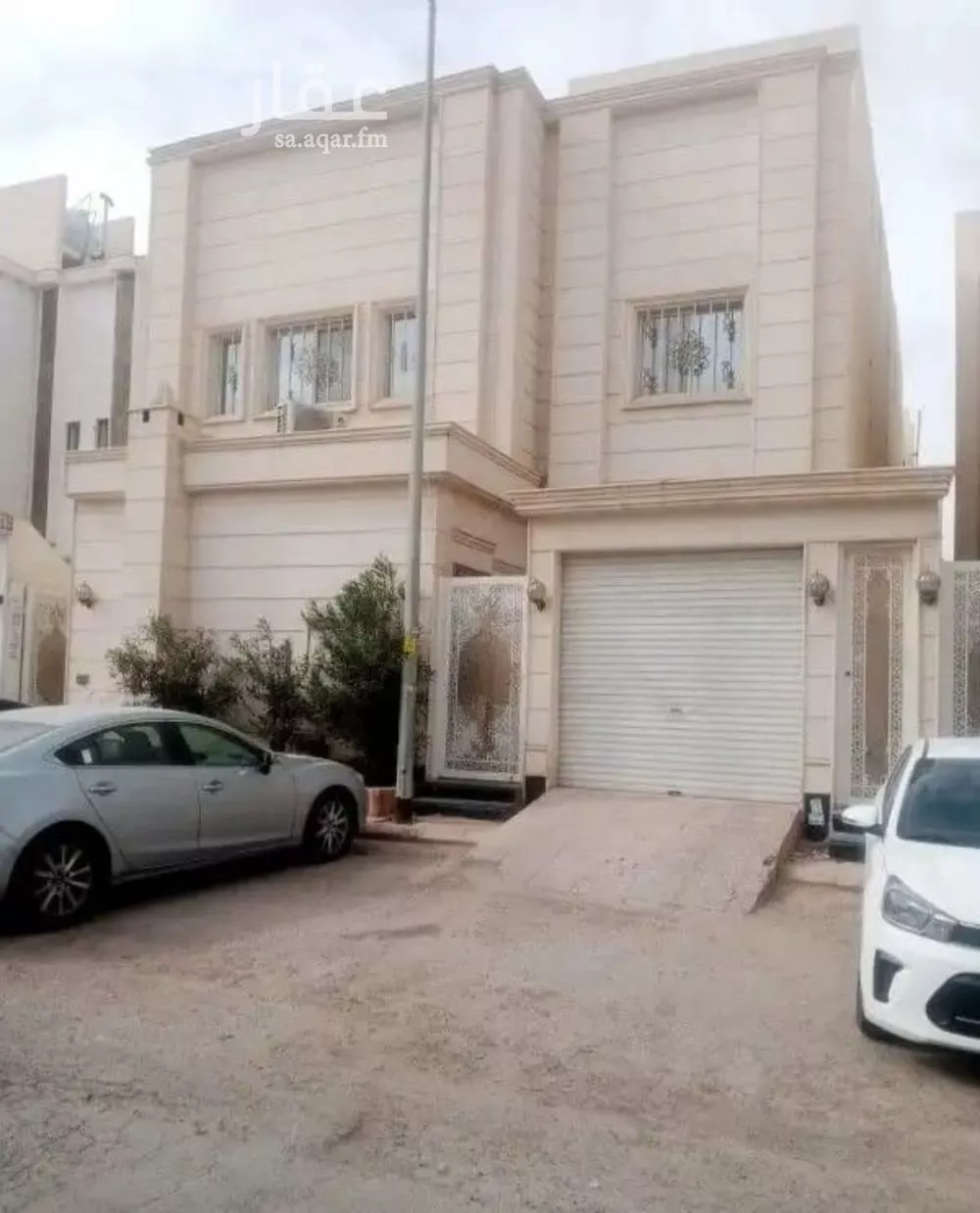 فيلا للبيع في شارع عفيف الدين الأريجي, حي الرمال, مدينة الرياض, منطقة الرياض 1 صورة