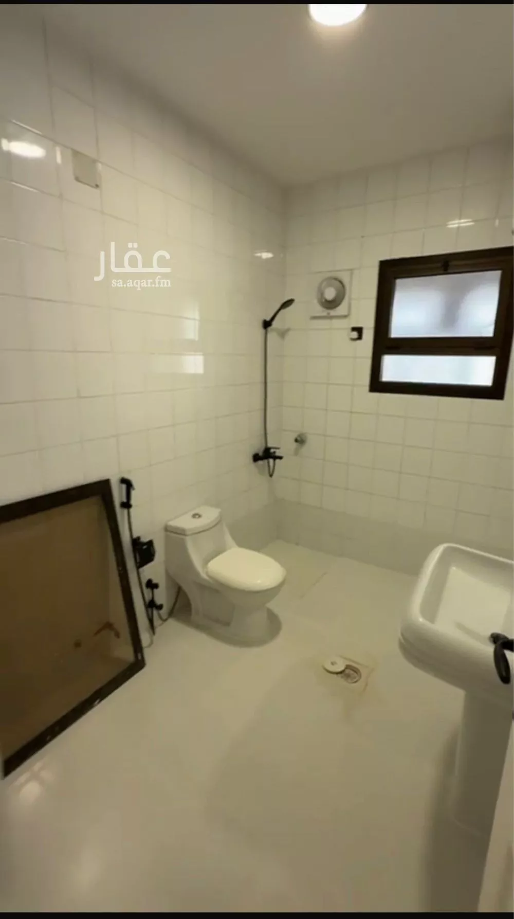 عمارة للإيجار في شارع حفصة بنت عمر, حي الروضة, مدينة الرياض, منطقة الرياض 1 صورة