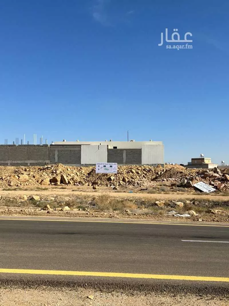 أرض للبيع في شارع الطريق الدائري الشمالي, حي النقيب الجنوبي, مدينة بريده, منطقة القصيم 1 صورة
